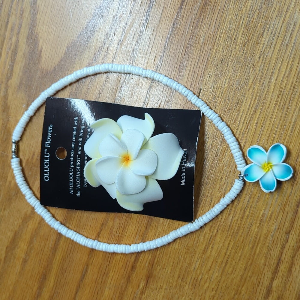 Puka Shell Necklace & Hair Clip
